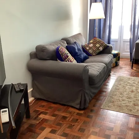 Avenida Cozy Apartment *