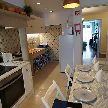 Avenida Cozy Lisbon